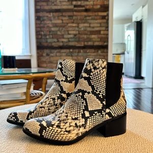 Snakeskin boots!